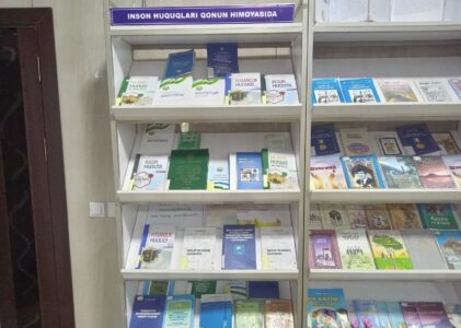 “Inson huquqlari qonun himoyasida” nomli kitob-rasmli ko‘rgazma yangi kitoblar bilan boyitildi.