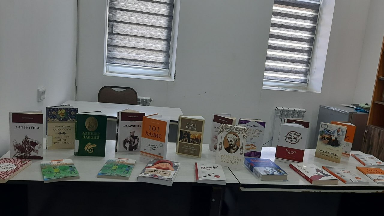 “Mahalla-oila-kutubxona” loyihasi doirasida yosh onalar ishtirokida kitobxonlik aksiyasi o‘tkazildi