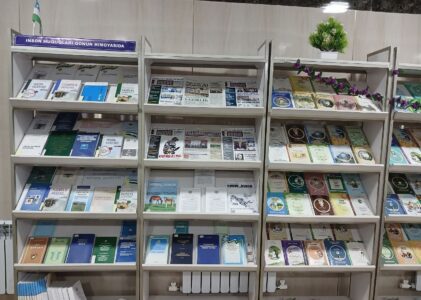 “Inson huquqlari qonun himoyasida” nomli kitob-rasmli ko’rgazma yangi adabiyotlar bilan boyitildi