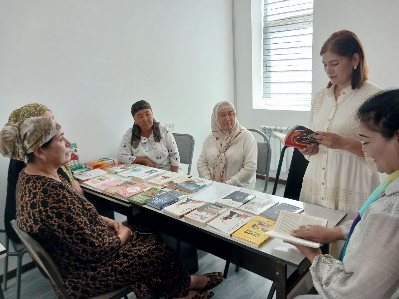 “Kitob — qalb chirog‘i, tafakkur bulog‘i” nomli yangi adabiyotlar taqdimoti